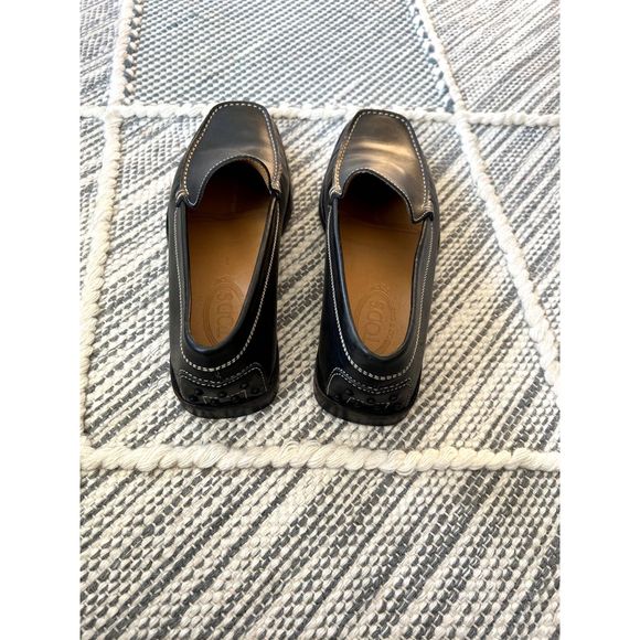 Tod\'s black leather loafers main image 5